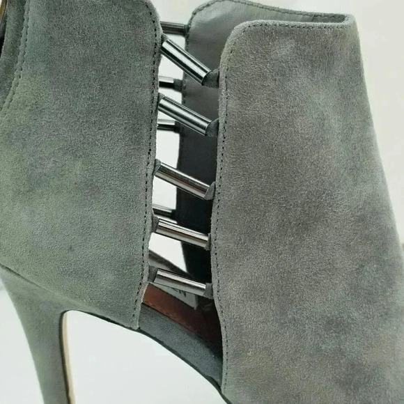Steve Madden 8.5M Lola Gray Suede Back Zip Open Toe Vented Side Ankle Boots Heel - Picture 6 of 12